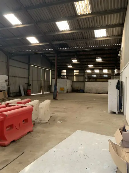 A vendre Entrepôt 1240m² Preignac