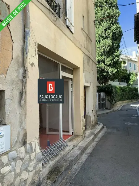 A vendre murs local commercial Avignon Intra Muros 