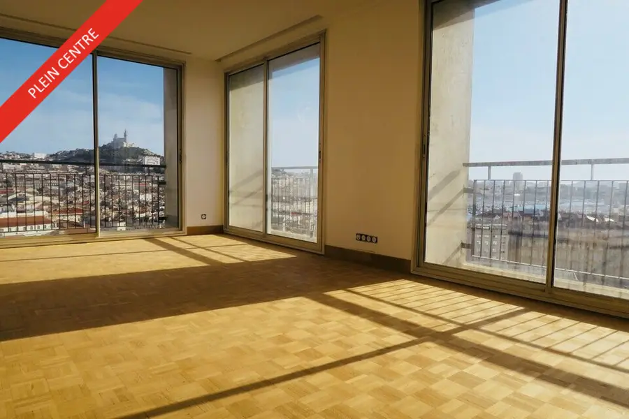 Bureaux à louer 85 m² Vieux Port 13001