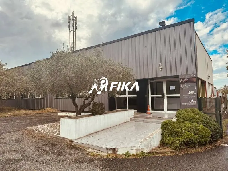 A LOUER LOCAL D'ACTIVITE 700 m² - (31300) TOULOUSE