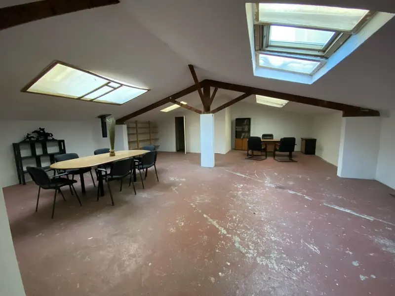 ENTREPOTS A VENDRE 480 m² - BELLE DE MAI 13003 MARSEILLE 