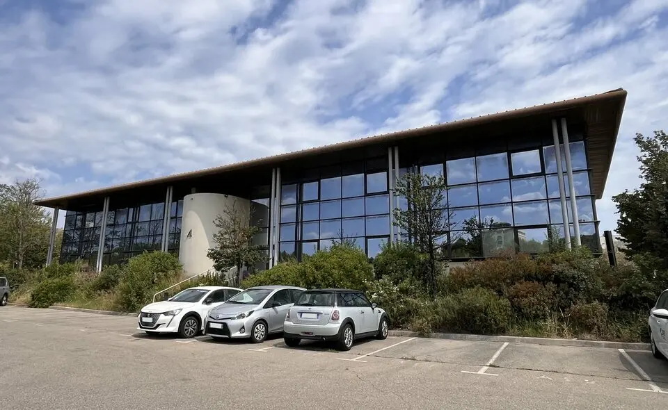 A louer Bureaux 526m² Aix-en-Provence