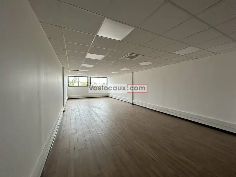 A louer : Bureaux de 75m² à Antibes