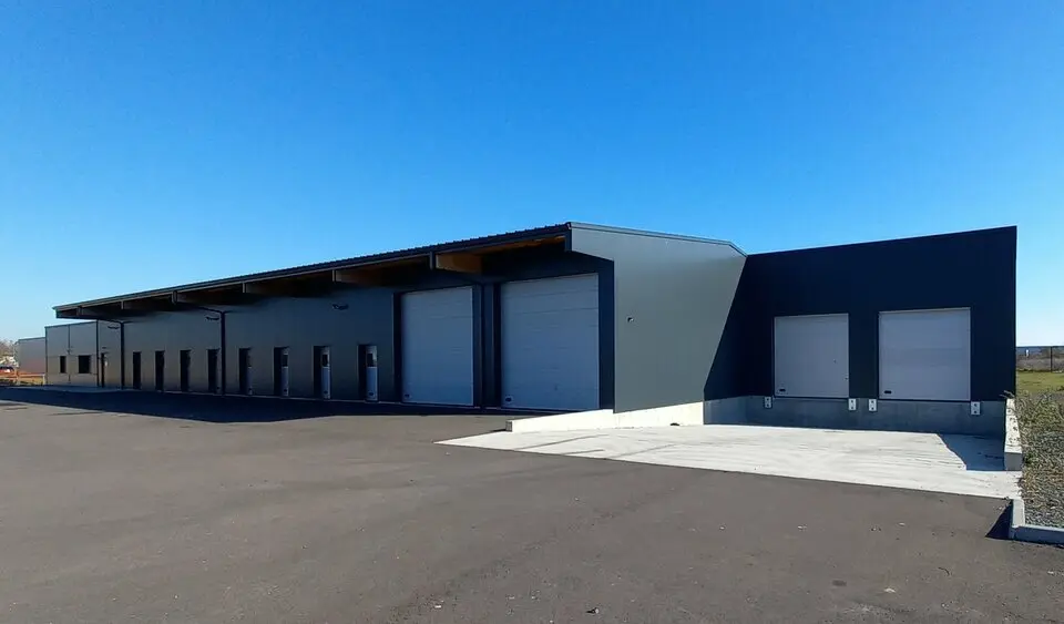 A louer Locaux d'activité 779m² Mondeville
