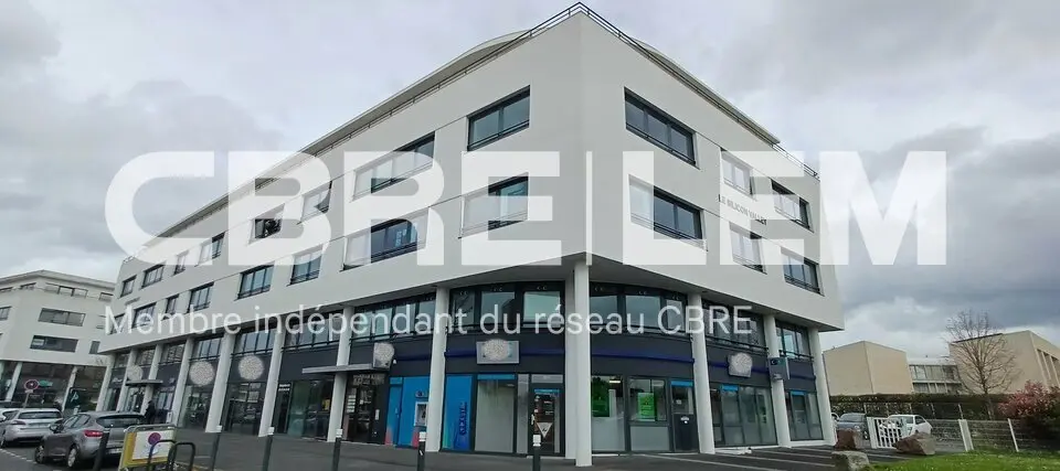 Très bel emplacement quartier d'Ornano.