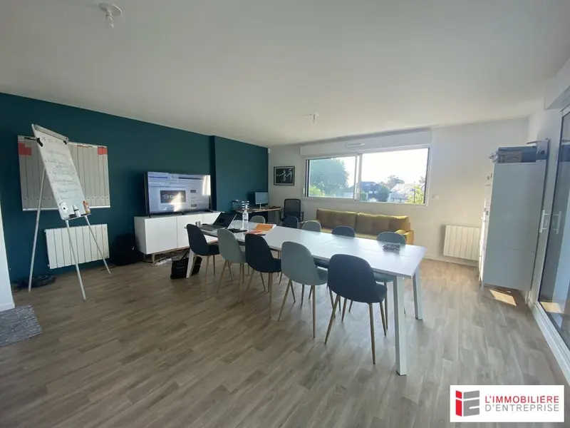 LOCATION DE BUREAUX AMENAGES 67M² MELESSE