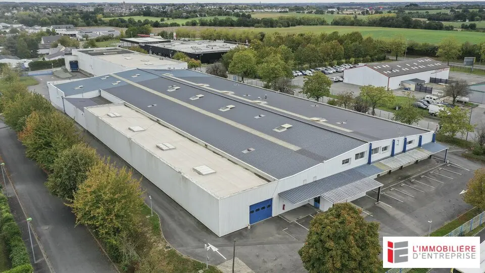 A louer Locaux d'activité 7340m² Domloup