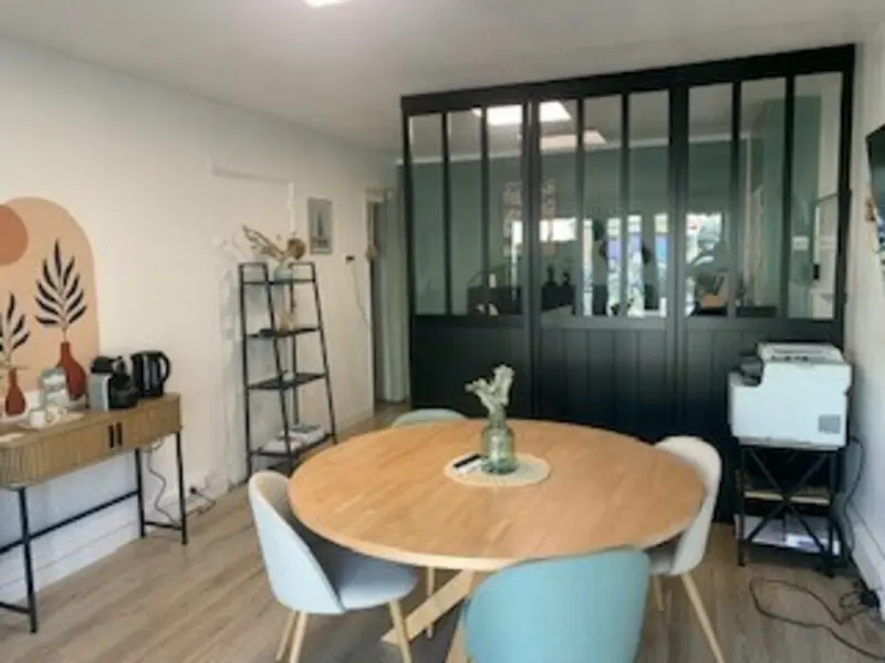 BUREAUX - A LOUER - 25 m² - VANNES