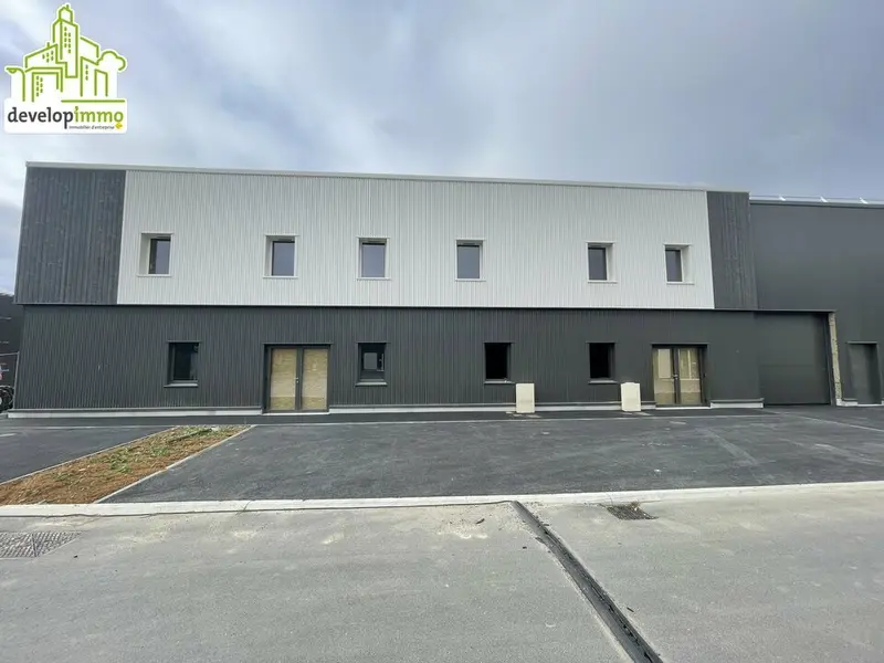Local d'activité à vendre CORMELLES LE ROYAL- D4 