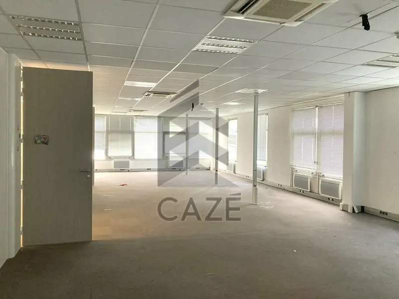 BUREAUX A LOUER  PESSAC