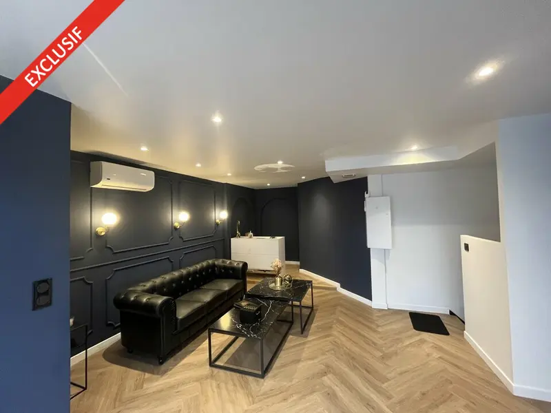 LOCAL COMMERCIAL 60M² LOCATION PURE