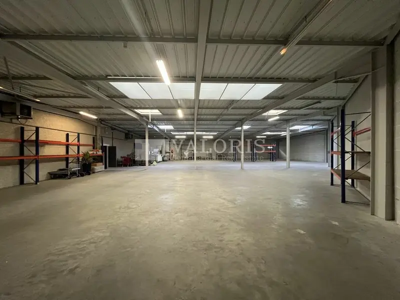 A louer Locaux d'activité 620m² Corbas