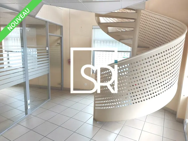 A louer Bureaux 113m² Beaumont