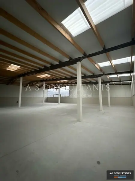 A louer Entrepôt 650m² Nonglard