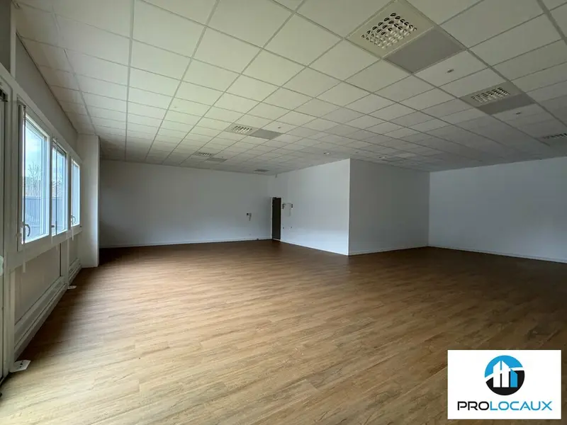 A vendre Bureaux 137.39m² Saint-Jean-de-Moirans