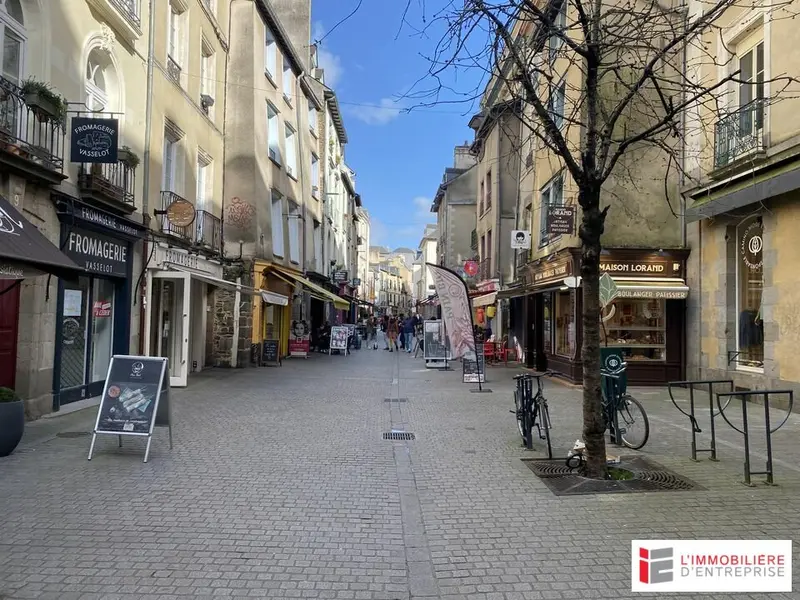 CELLULE COMMERCIALE 25M² HYPER CENTRE DE RENNES