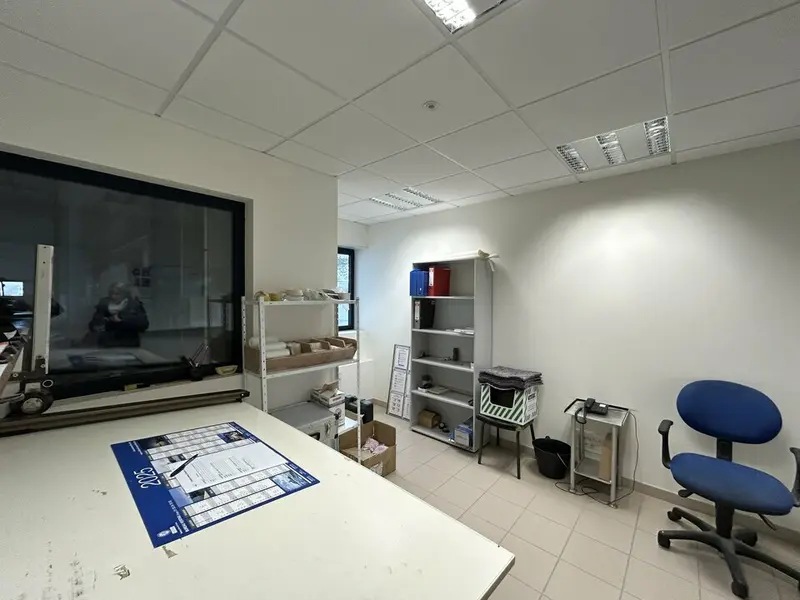 A vendre Locaux d'activité 1149m² Riantec