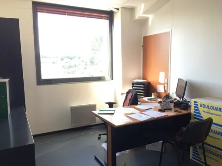 A louer Bureaux 184m² Theix-Noyalo