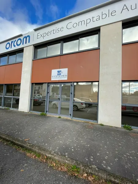 A LOUER - VANNES EST - BUREAUX
