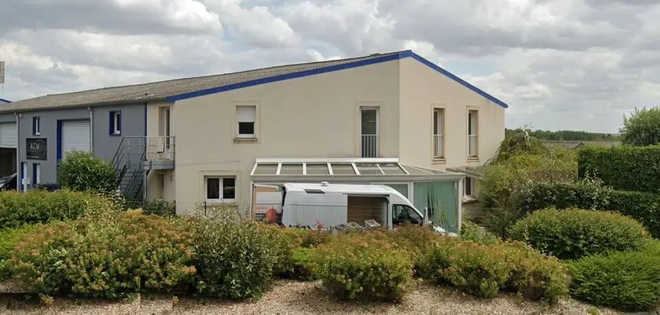 A louer local d'activité/ bureaux Breteville sur Odon