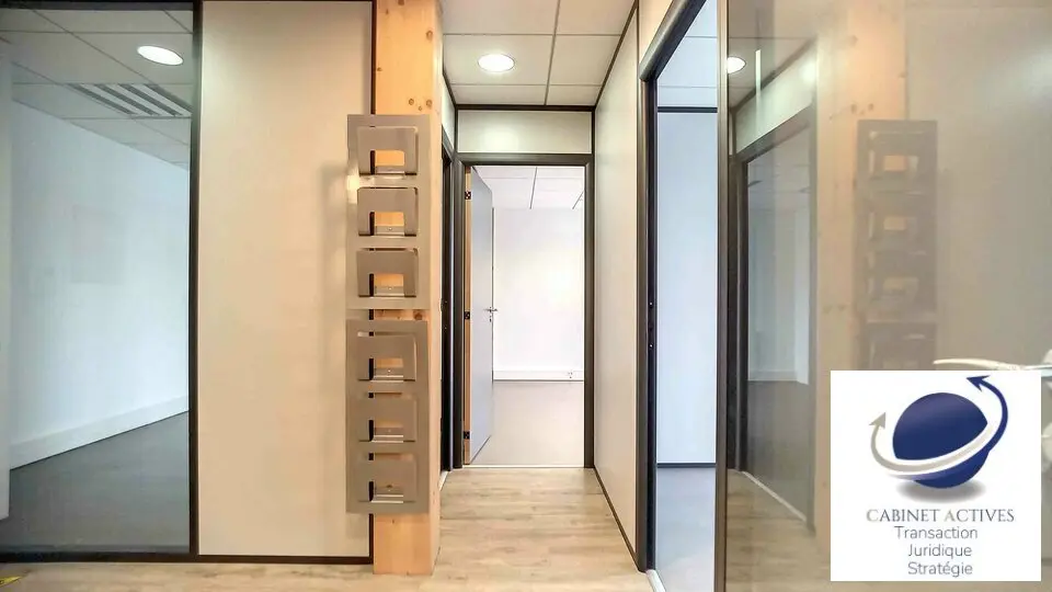 A louer Bureaux 78m² Challes-les-Eaux
