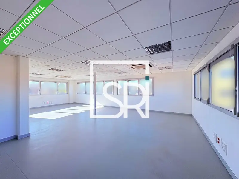 A louer Bureaux 687m² Clermont-Ferrand