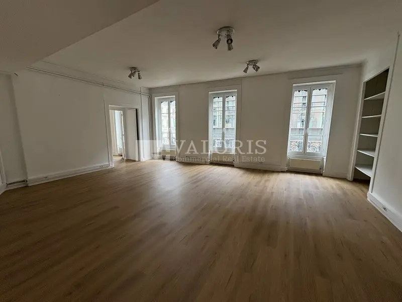 A louer Bureaux 176.51m² Lyon 02