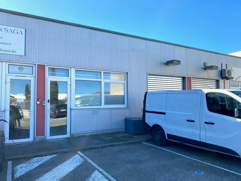 LOCAL A LOUER 13400 AUBAGNE