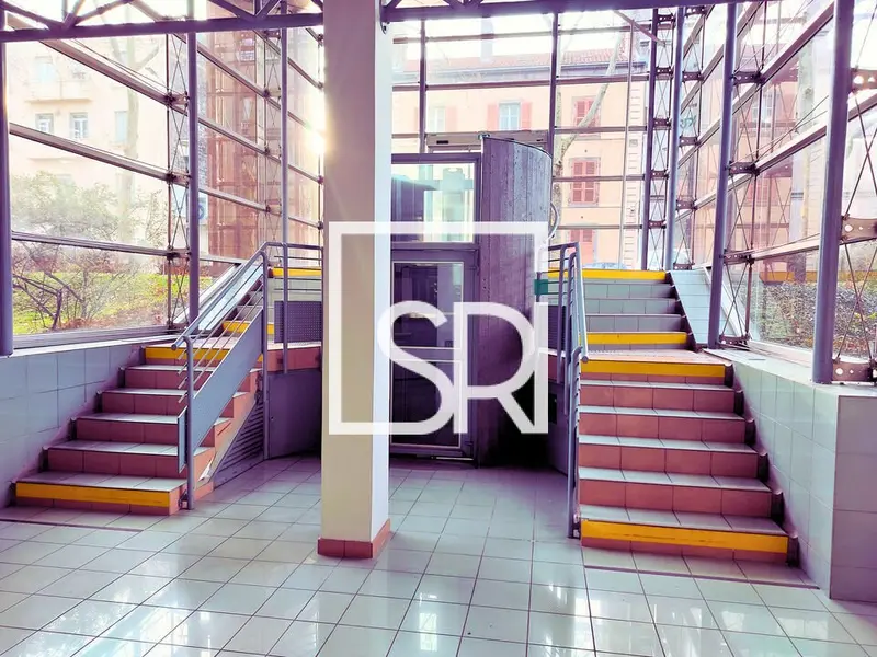 A louer Bureaux 650m² Clermont-Ferrand