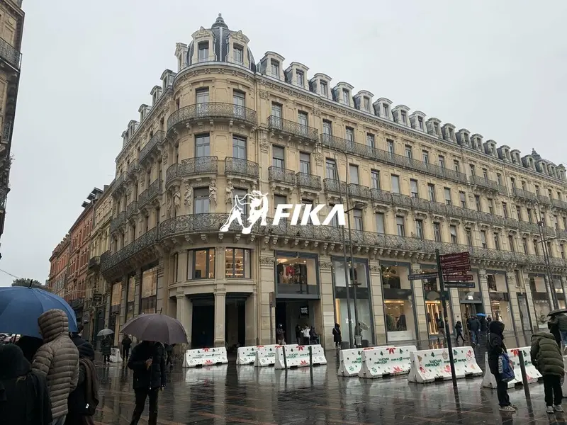 A LOUER 628 m² de BUREAUX - (31000) TOULOUSE CAPITOLE