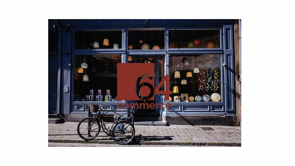 LOCAL COMMERCIAL A LOUER D'ENVIRON 305M² BORDEAUX