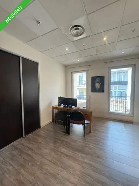 BUREAUX 110m2 A LOUER 13006 MARSEILLE