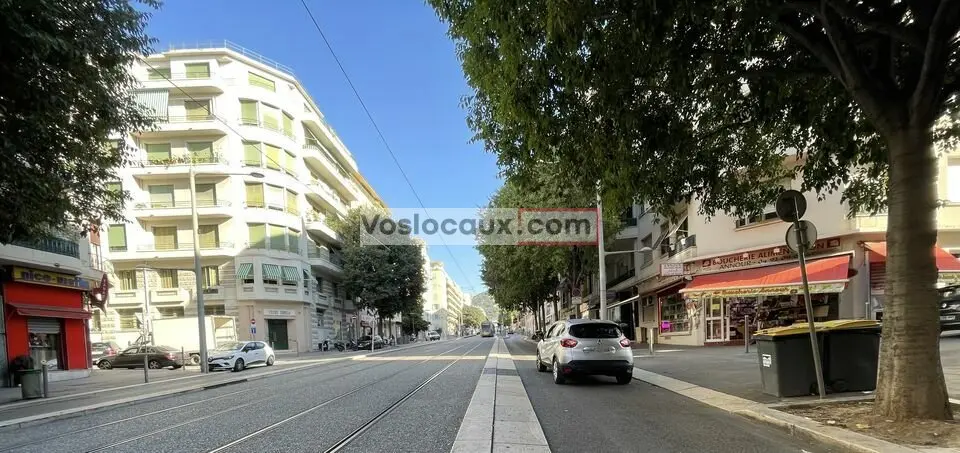 Local commercial de 90 m² à vendre  Nice Nord