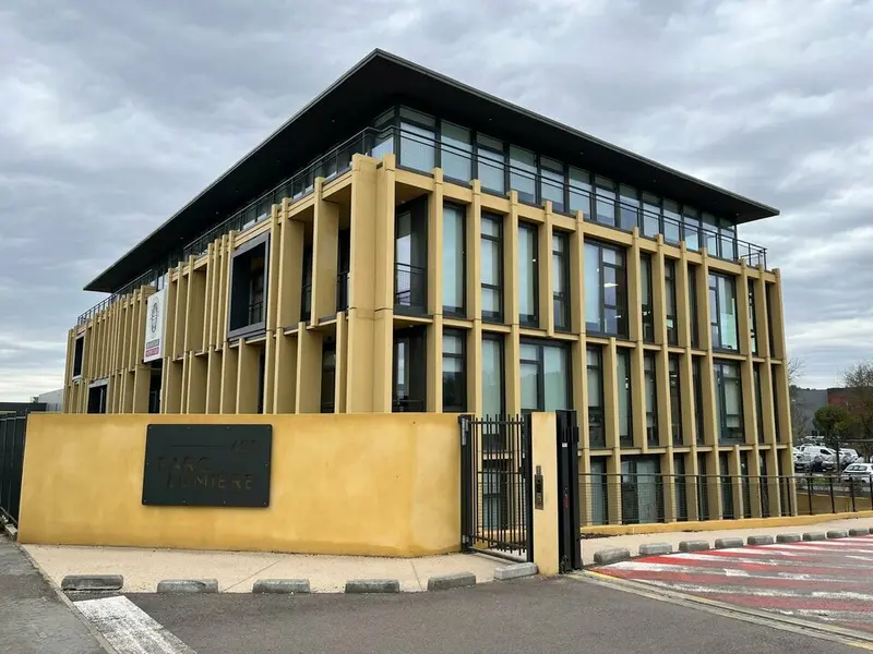 A louer Bureaux 2873m² Aix-en-Provence