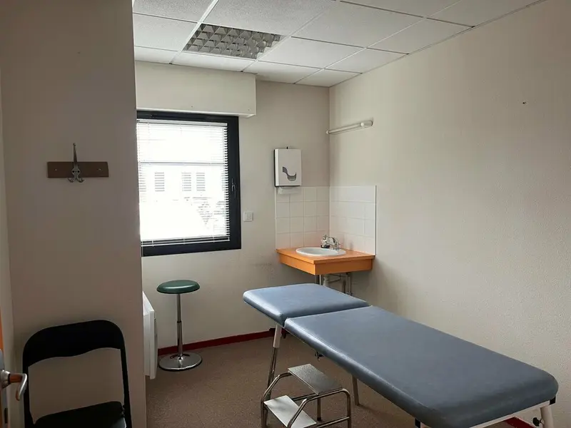 A LOUER - BUREAUX - VANNES