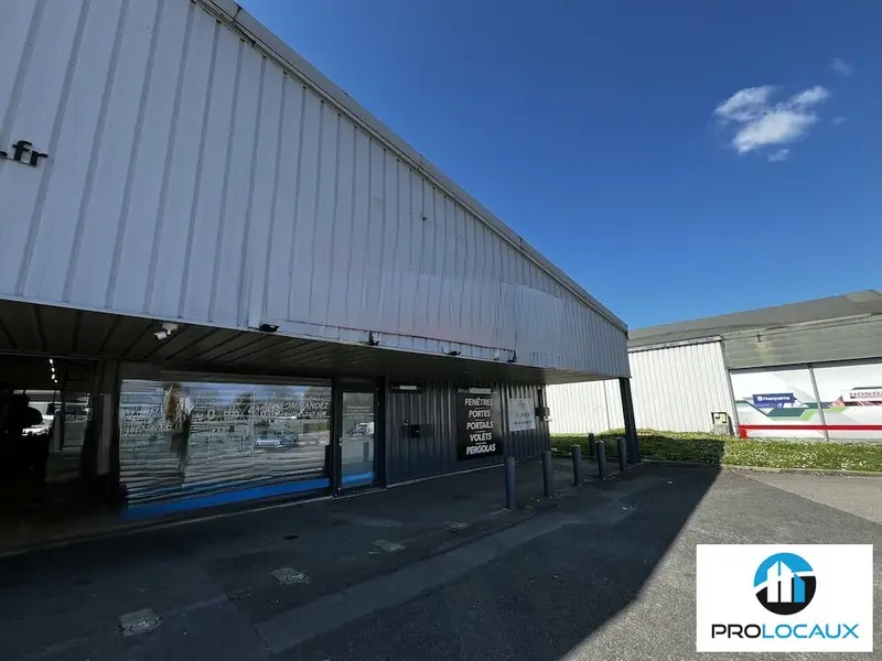 A louer Local commercial  400m² Senlis