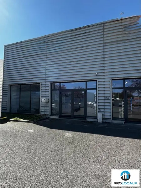 A louer Local commercial  200m² Senlis