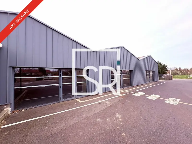 A louer Local commercial  280.77m² Les Martres-d'Artière