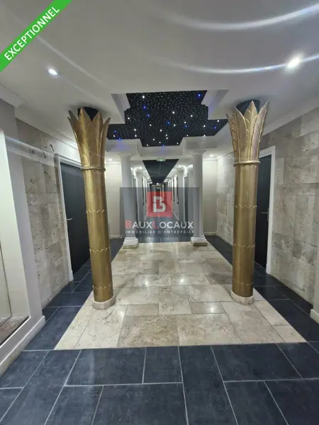 A LOUER ZI LA JALASSIERE BUREAU EXCEPTIONEL DE 38M2