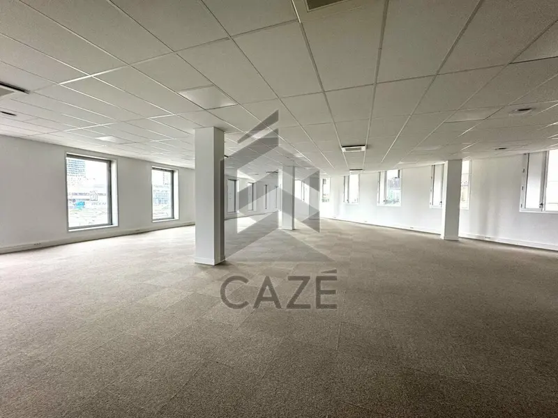 BUREAUX NEUFS A LOUER 