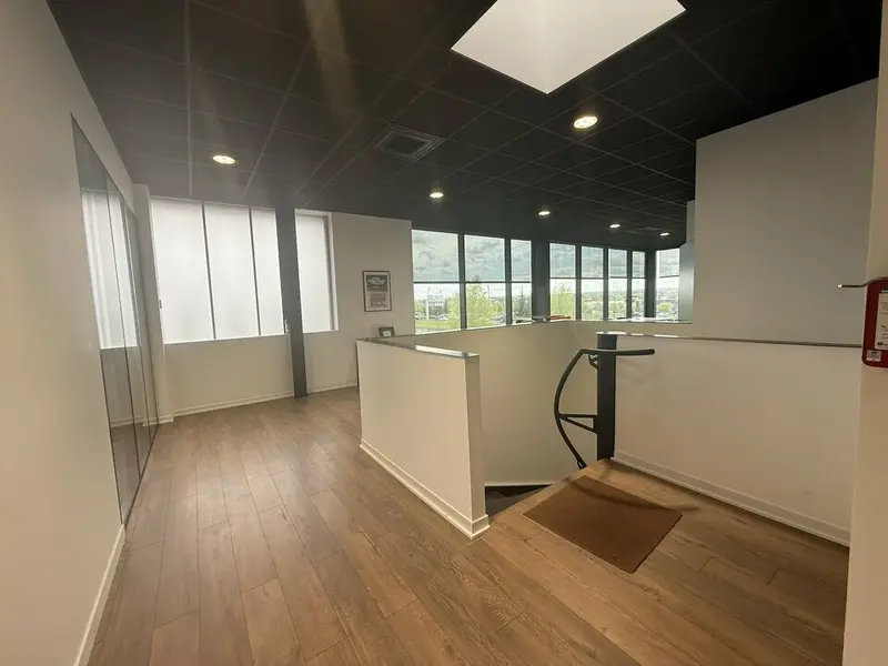 A vendre Locaux d'activité 1087m² Beauvais