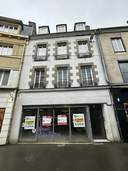 LOCAL COMMERCIAL CENTRE VILLE ST BRIEUC 440m²