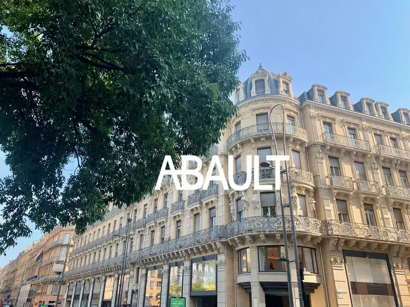 A vendre Local commercial  44m² Toulouse