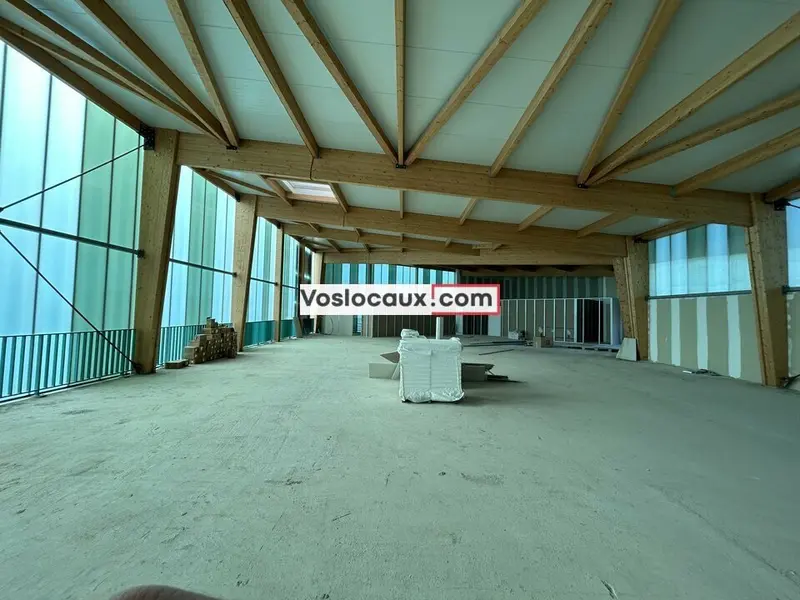 A louer Local commercial  344m² Grasse