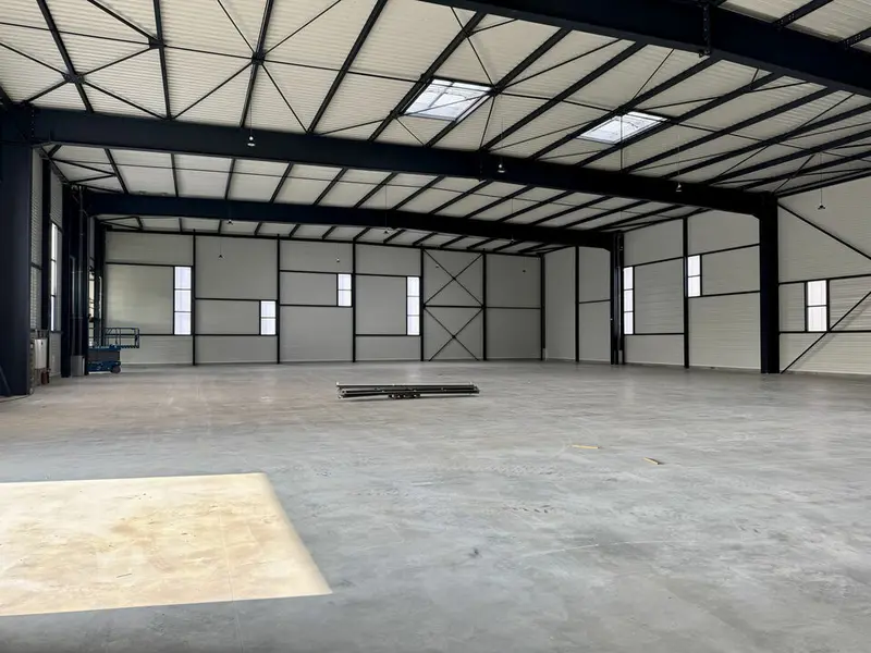 A louer Locaux d'activité 2606m² Longperrier