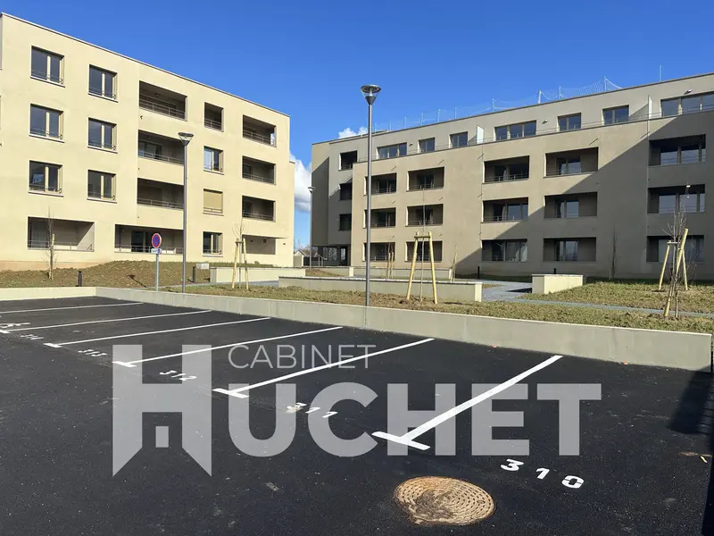 Appartement - 64 m2 avec loggia et cellier - cave et parking