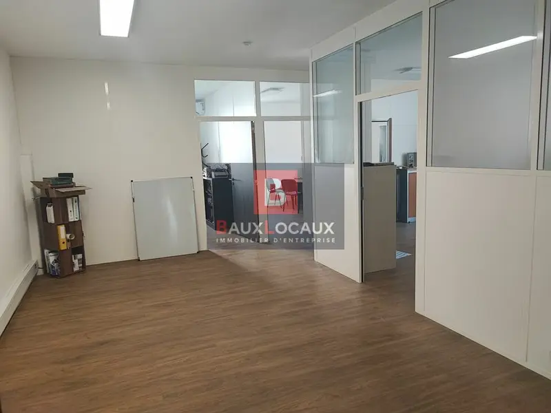 BUREAUX EN R+1 EN CENTRE VILE