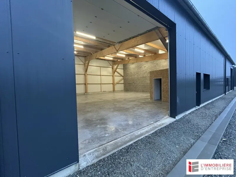 A louer Locaux d'activité 480m² Pléchâtel