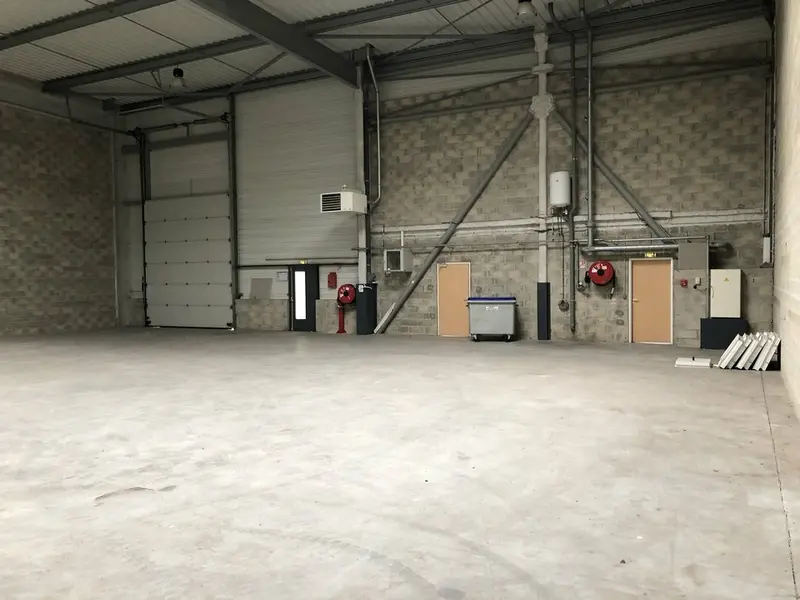 A louer Locaux d'activité 458m² Goussainville