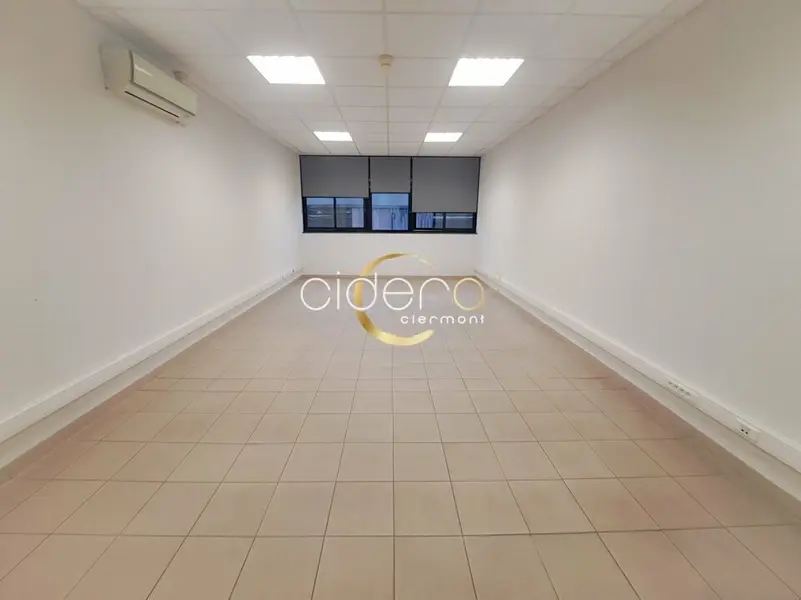 A louer bureaux 149m² sur la commune de Romagnat